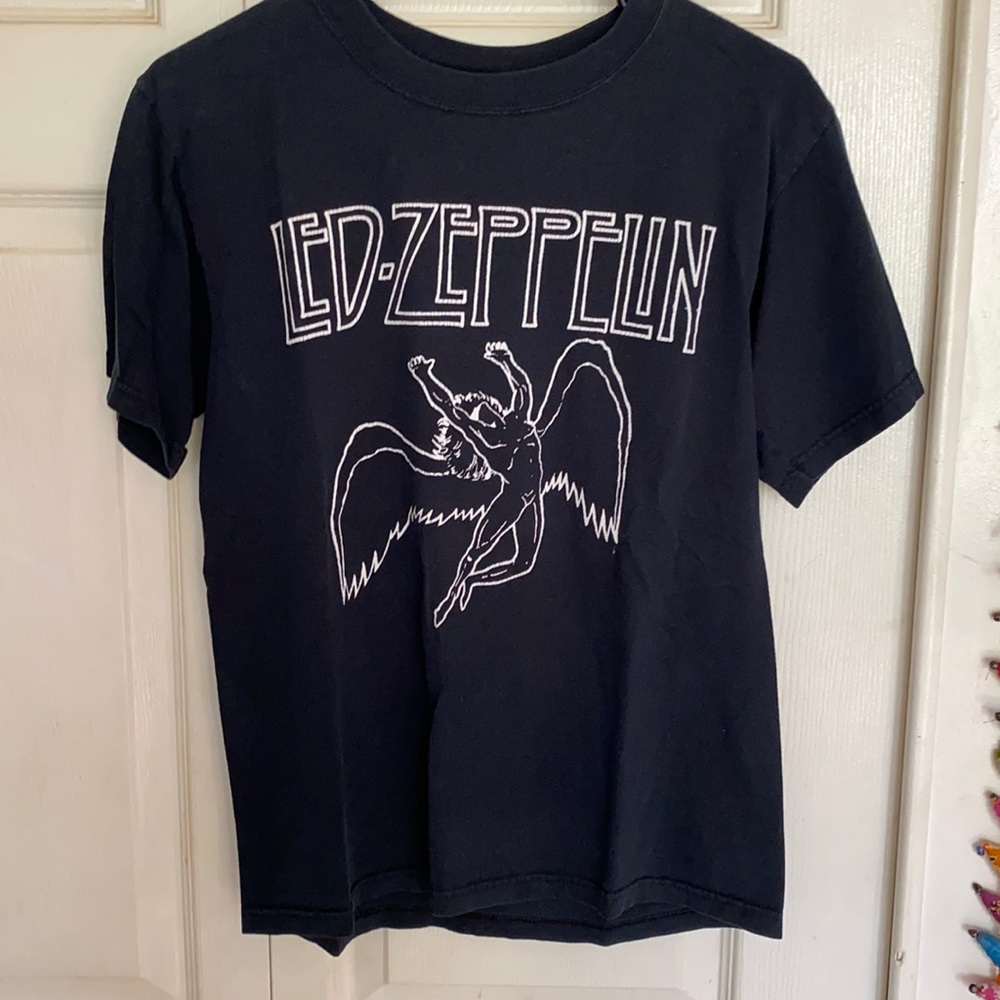 Led Zeppelin shirt